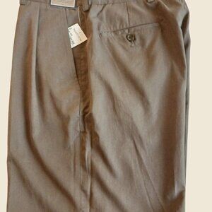 Nordstrom Men's Shorts, NWT, 32 Olive/Grey
